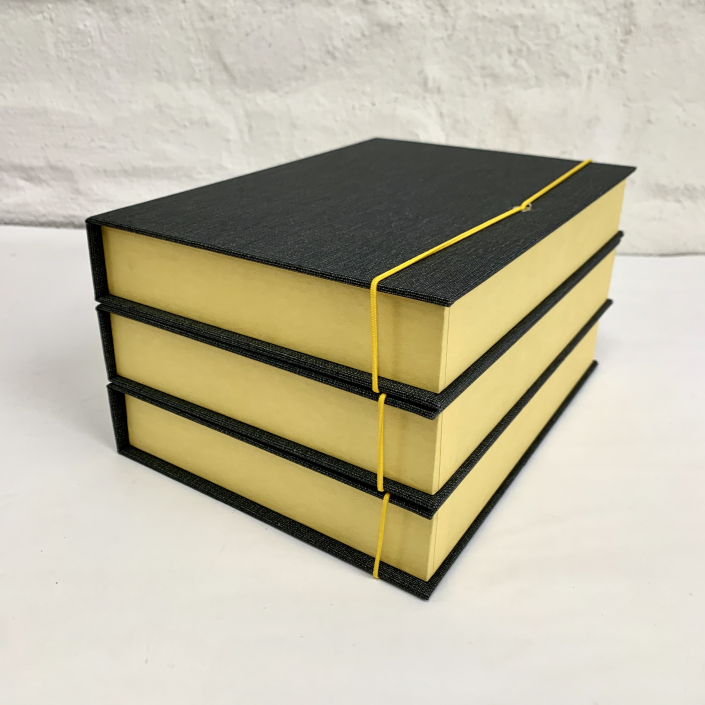 Box in A5 in Pfeffer und Gelb