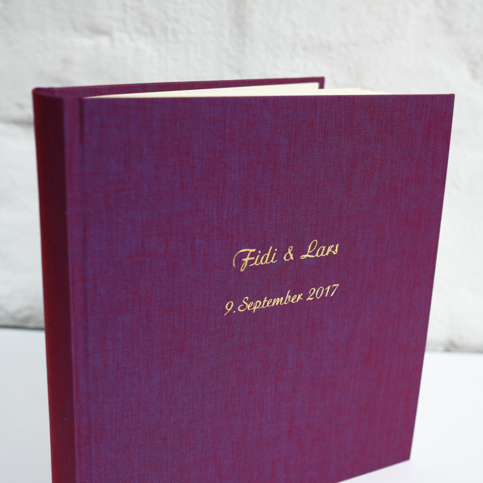 gold auf Traube (große & kleine Schreibschrift) 